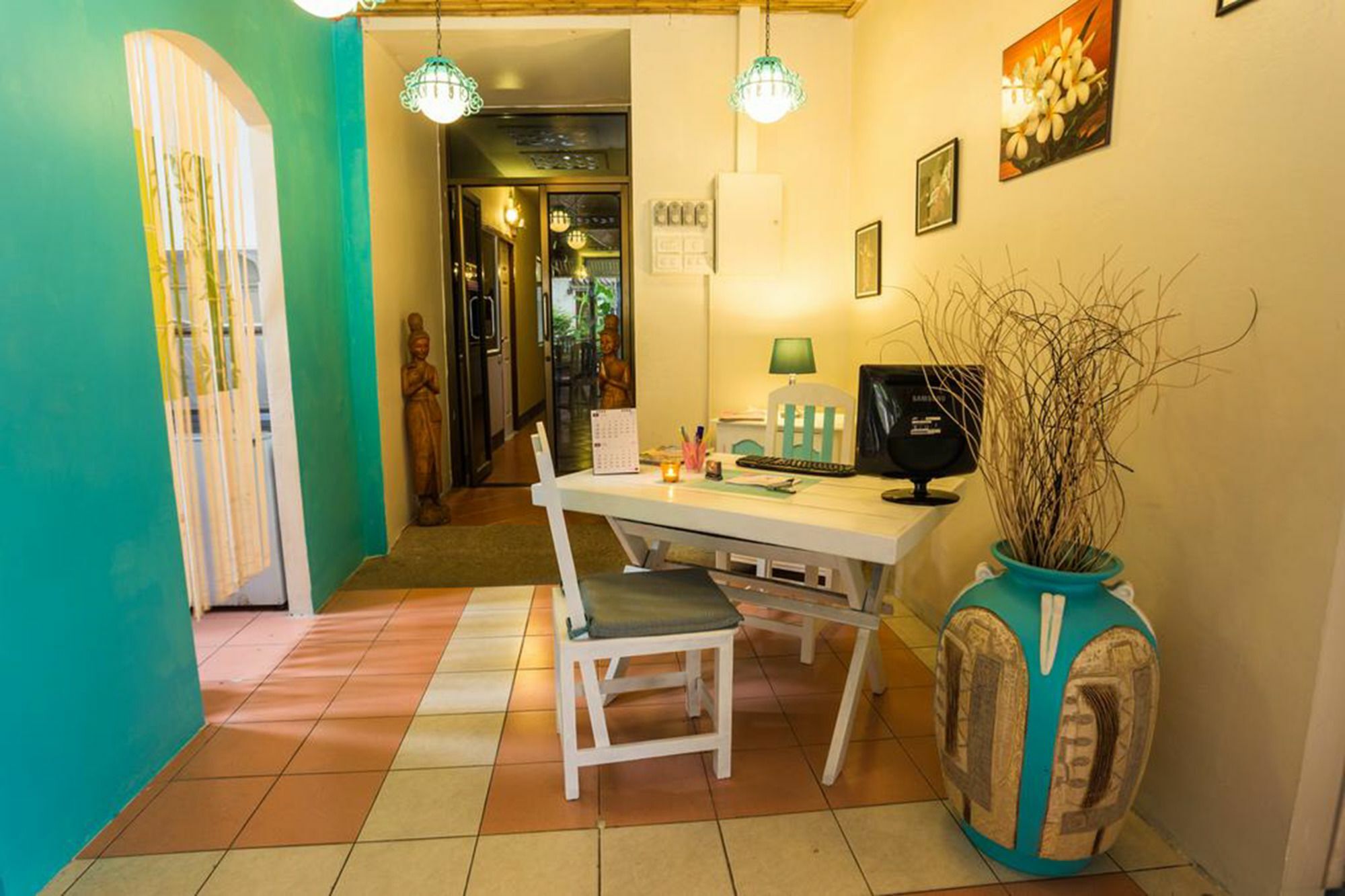 Rice Rooms And Restaurant หาดกะตะ ภายนอก รูปภาพ